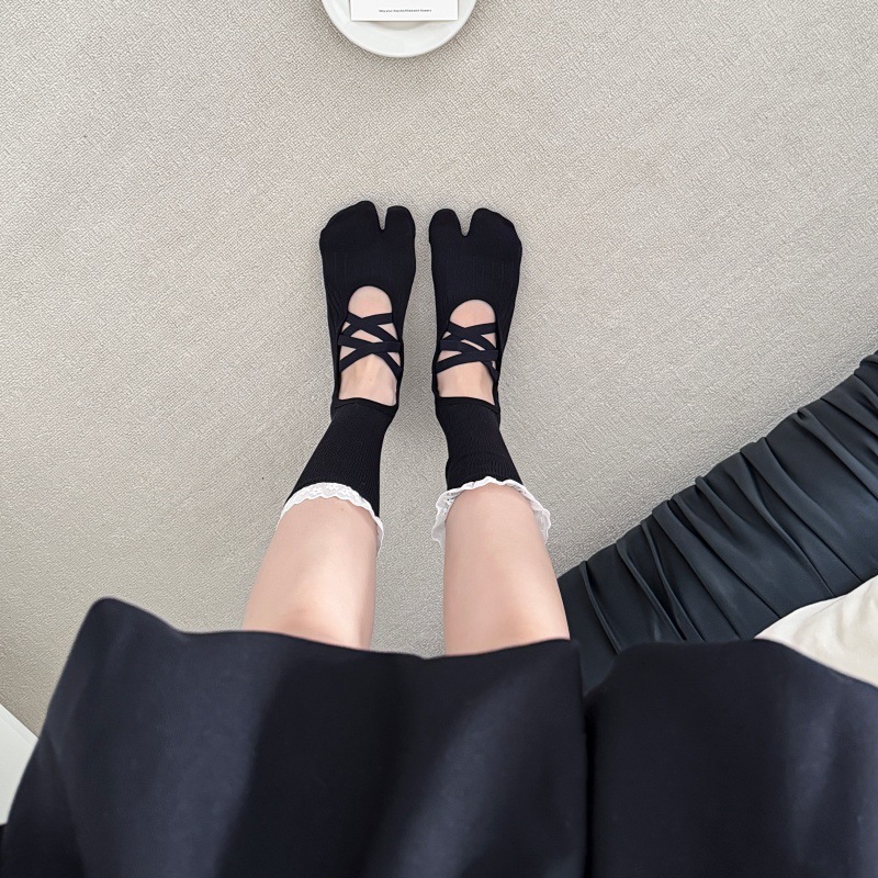 Lace Trim Split Toe Yoga Socks - огляд і ціна Pilates & Yoga Vida